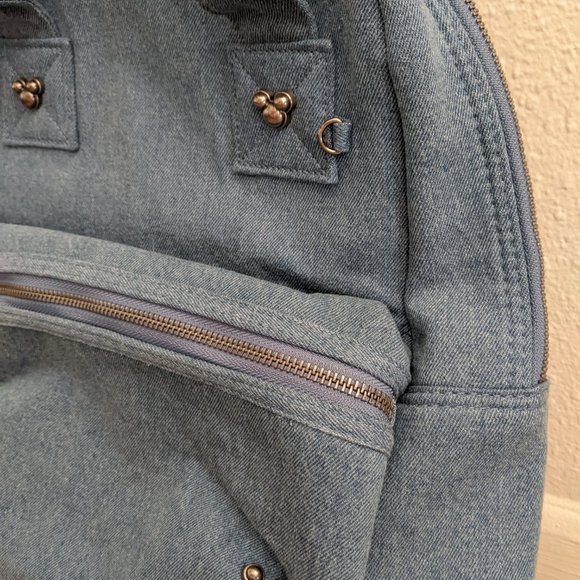 ! SOLD ! Mickey Mouse Icon Flair Denim Backpack - Picture 6 of 8